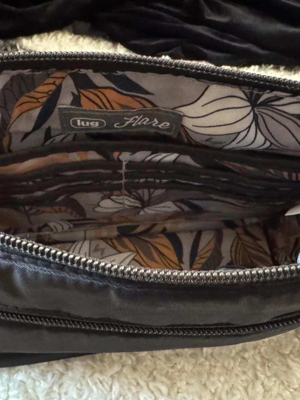 Lug Flare Crossbody Black Quilt Wide Strap Purse Bag Travel Resort Chic